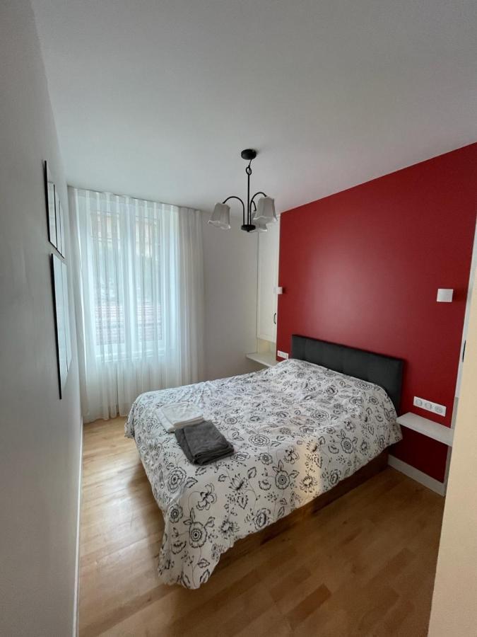 Confortable, Au Centre-Ville Saint-Claude Zewnętrze zdjęcie
